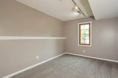 1503 Featherstone Road Rockford IL 61107