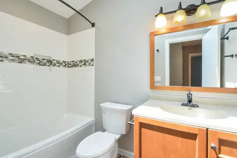 1503 Featherstone Road Rockford IL 61107