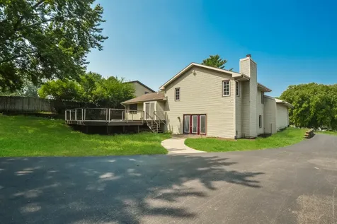 1503 Featherstone Road Rockford IL 61107