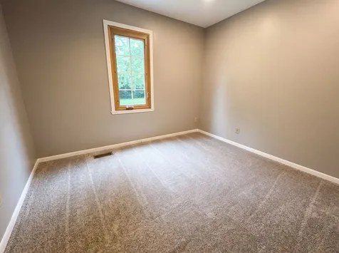 1503 Featherstone Road Rockford IL 61107