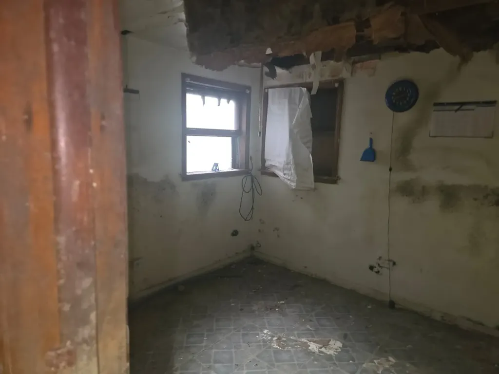 8045 South Carpenter Street Chicago IL 60620