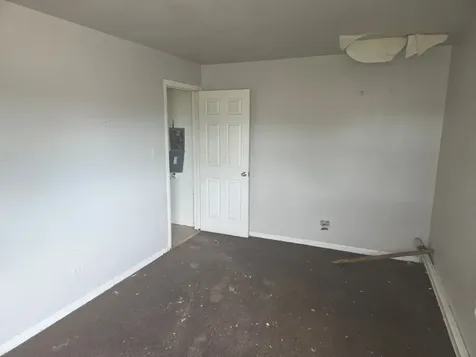 8045 South Carpenter Street Chicago IL 60620