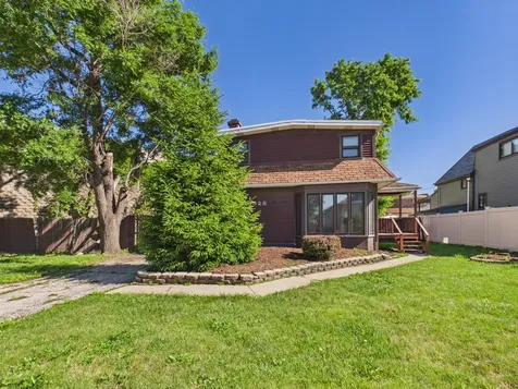 9828 West South Avenue Schiller Park IL 60176