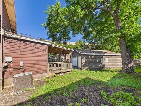 9828 West South Avenue Schiller Park IL 60176