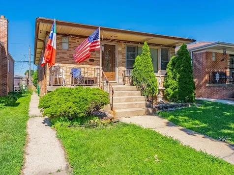 11120 South Ewing Avenue Chicago IL 60617