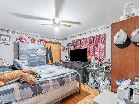 11120 South Ewing Avenue Chicago IL 60617