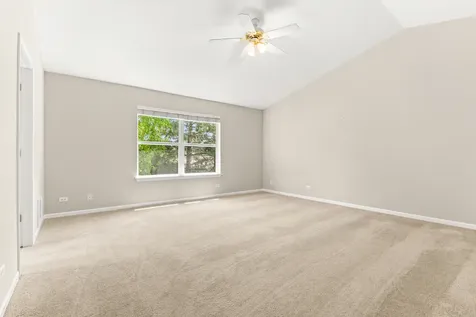 260 Ridge Road North Aurora IL 60542
