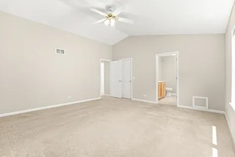 260 Ridge Road North Aurora IL 60542