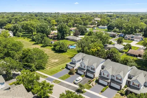 260 Ridge Road North Aurora IL 60542