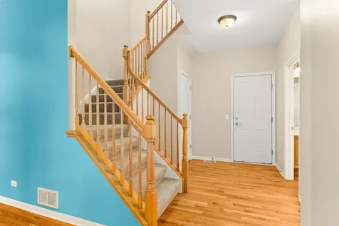 260 Ridge Road North Aurora IL 60542
