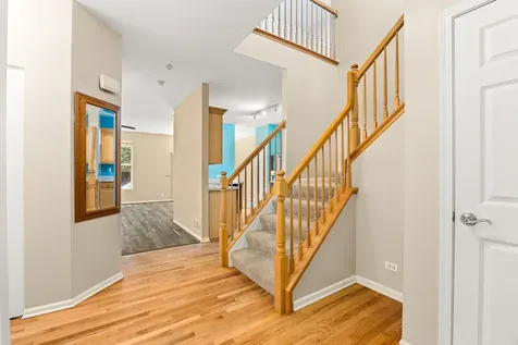 260 Ridge Road North Aurora IL 60542