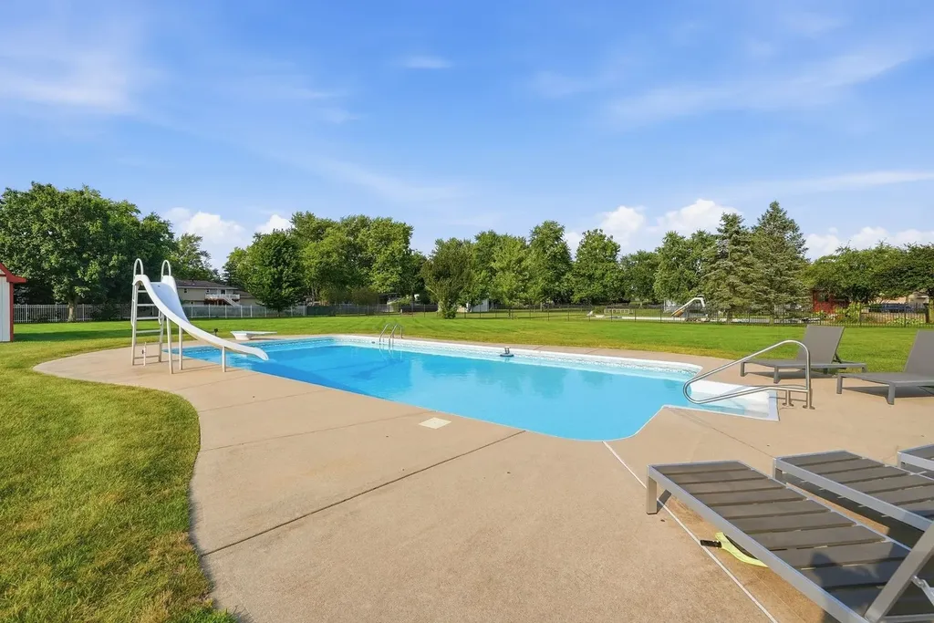1801 Pheasant Lane New Lenox IL 60451
