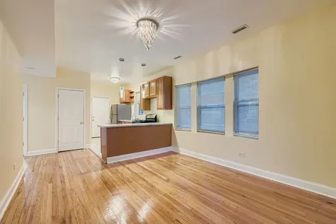 6327 North Francisco Avenue Chicago IL 60659
