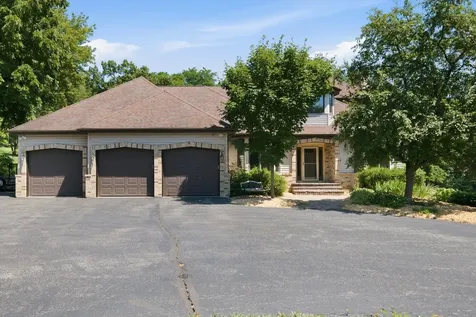 26165 North Greenbriar Court Lake Barrington IL 60084