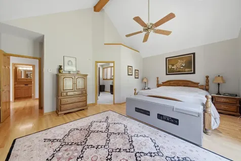 26165 North Greenbriar Court Lake Barrington IL 60084