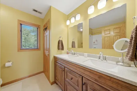 26165 North Greenbriar Court Lake Barrington IL 60084