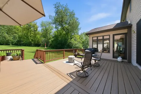 26165 North Greenbriar Court Lake Barrington IL 60084