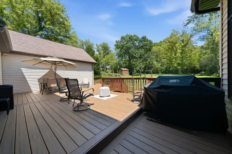 26165 North Greenbriar Court Lake Barrington IL 60084