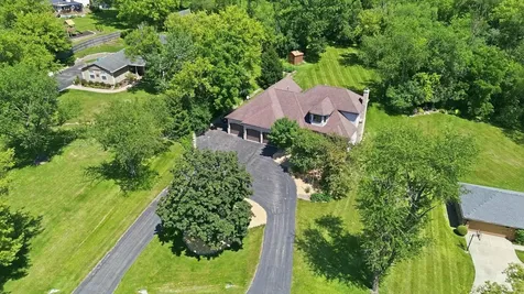 26165 North Greenbriar Court Lake Barrington IL 60084