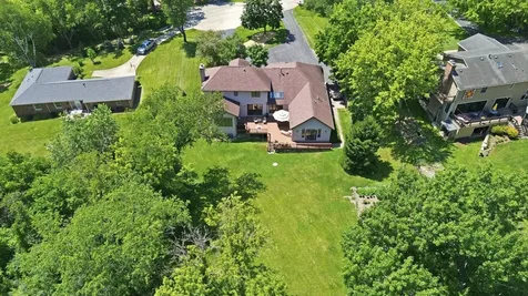 26165 North Greenbriar Court Lake Barrington IL 60084