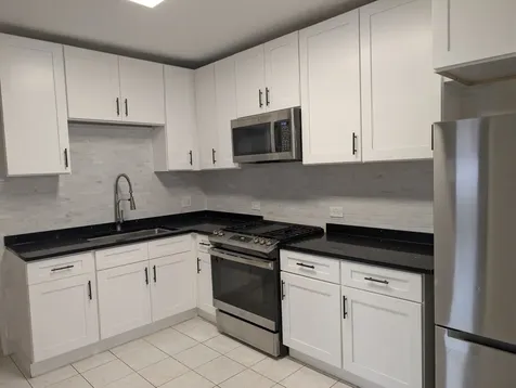 7041 West Addison Street Chicago IL 60634
