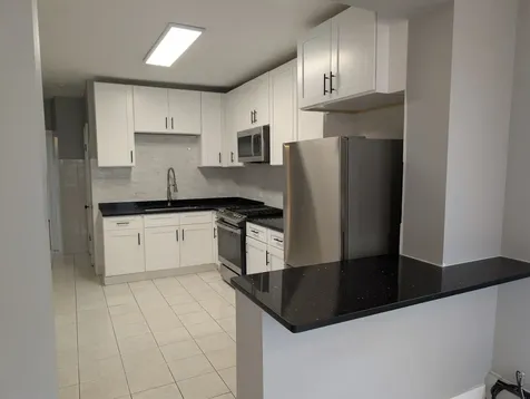 7041 West Addison Street Chicago IL 60634