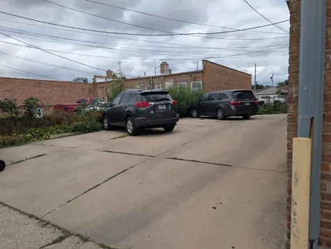 7041 West Addison Street Chicago IL 60634