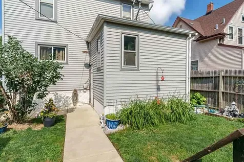 1810 8TH Street Rockford IL 61104