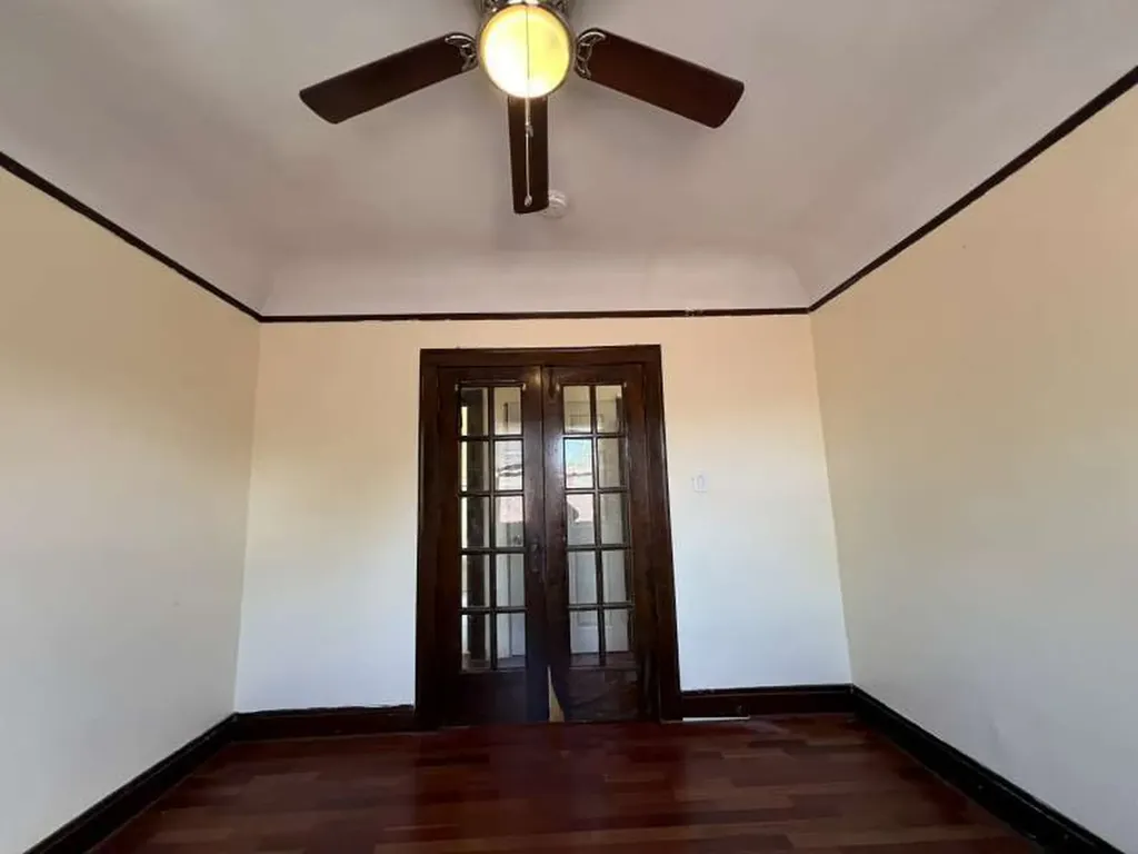 11039 South Wallace Street Chicago IL 60628