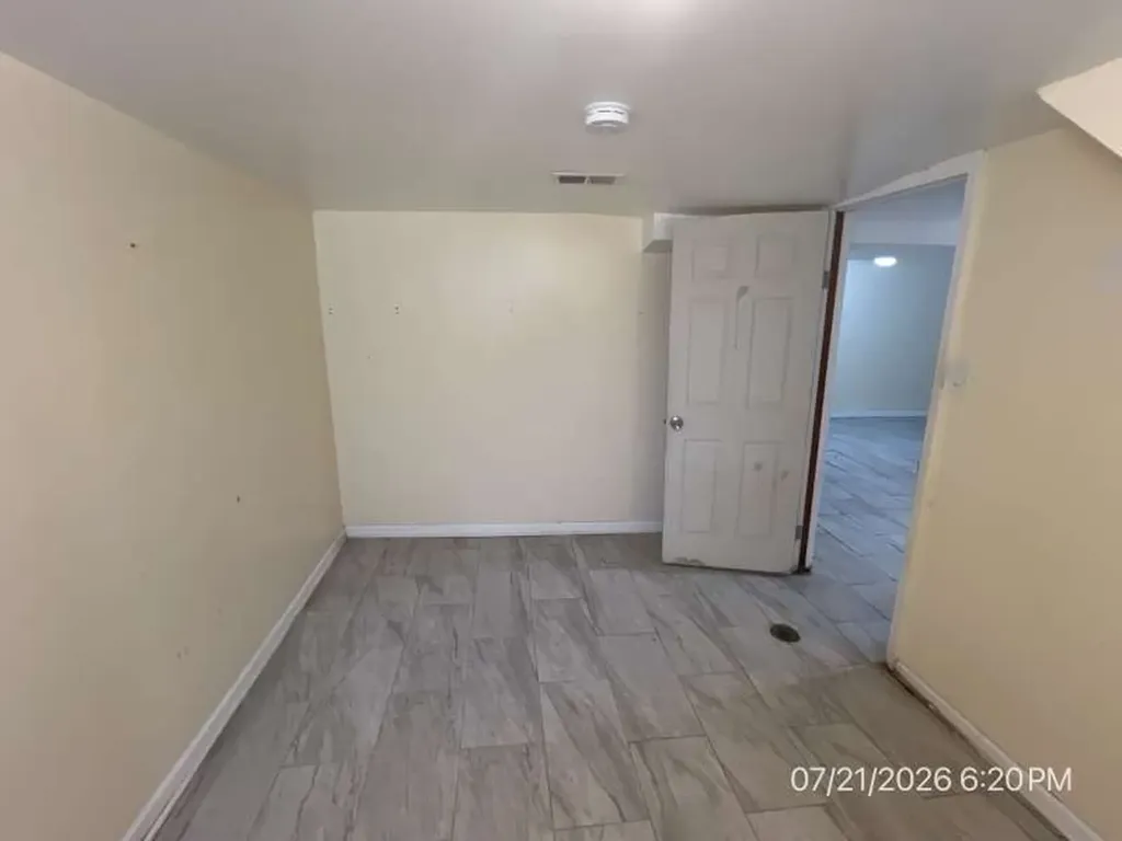 11039 South Wallace Street Chicago IL 60628