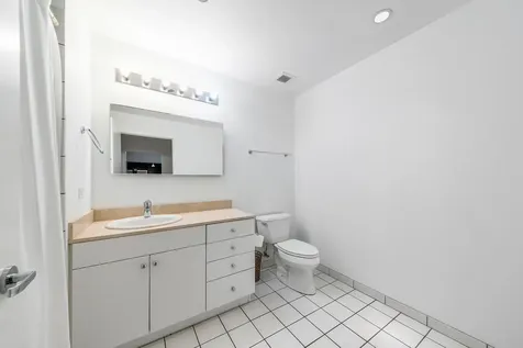 8 East Randolph Street Chicago IL 60601