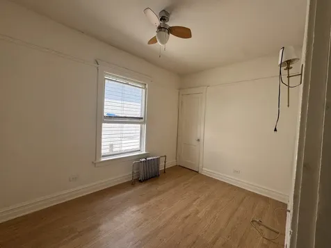 10406 South Indiana Avenue Chicago IL 60628