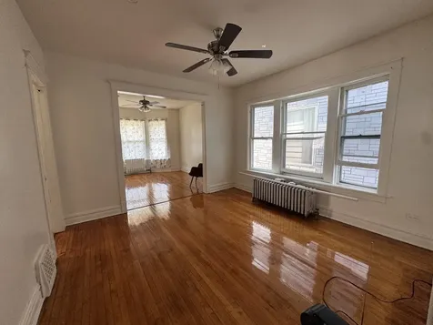 10406 South Indiana Avenue Chicago IL 60628