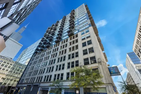 565 West Quincy Street Chicago IL 60661