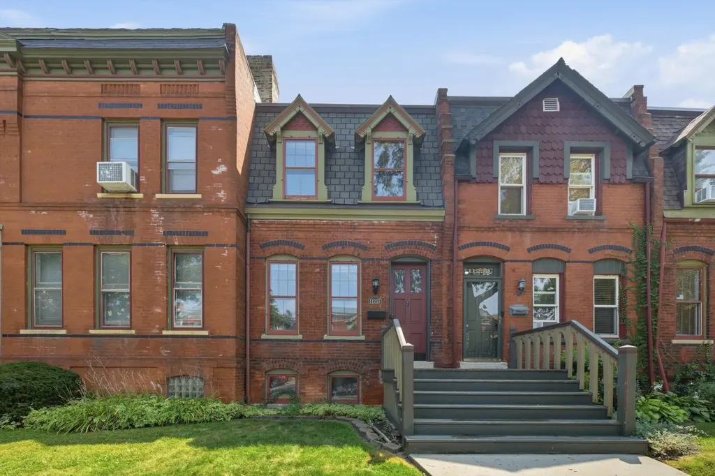 11237 South Champlain Avenue Chicago IL 60628