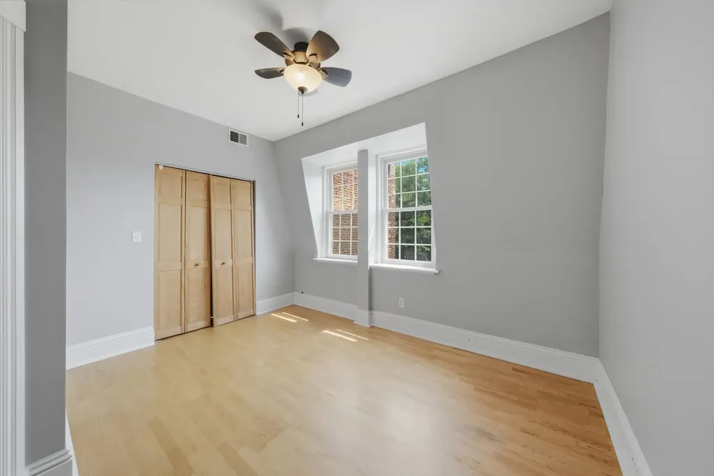 11237 South Champlain Avenue Chicago IL 60628