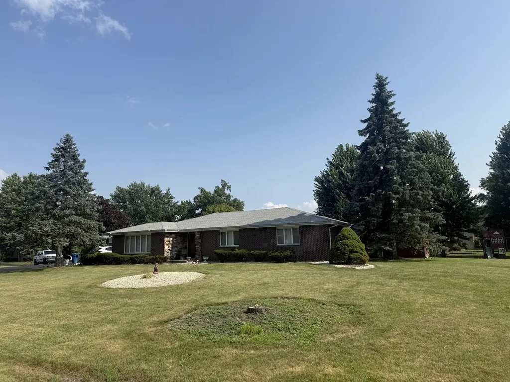 2925 East Poplar Lane Crete IL 60417