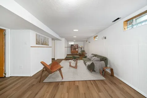196 Craig Drive W Chicago Heights IL 60411