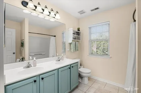 712 Christopher Street Plano IL 60545