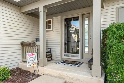 712 Christopher Street Plano IL 60545