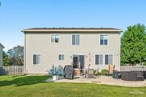 712 Christopher Street Plano IL 60545
