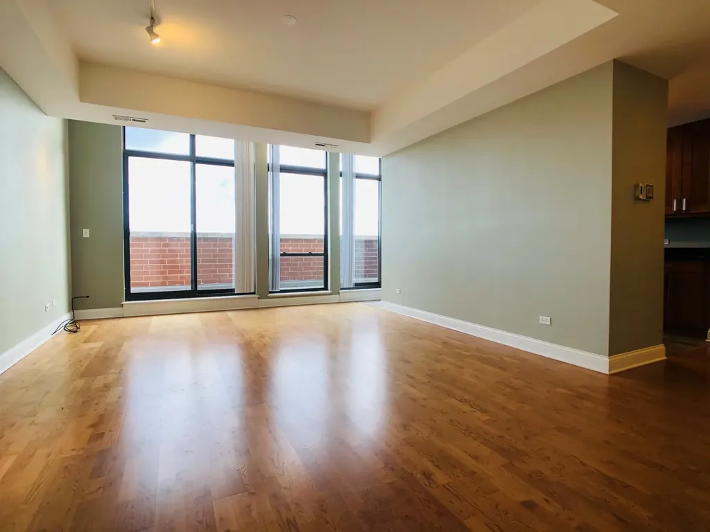 2272 South Archer Avenue Chicago IL 60616