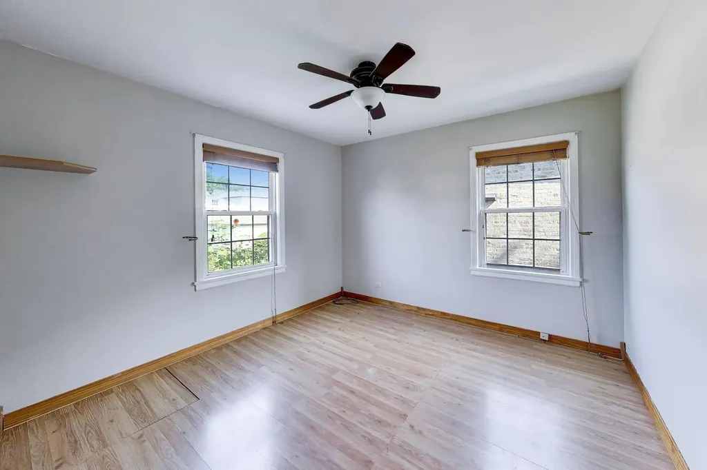 3844 North Pacific Avenue Chicago IL 60634