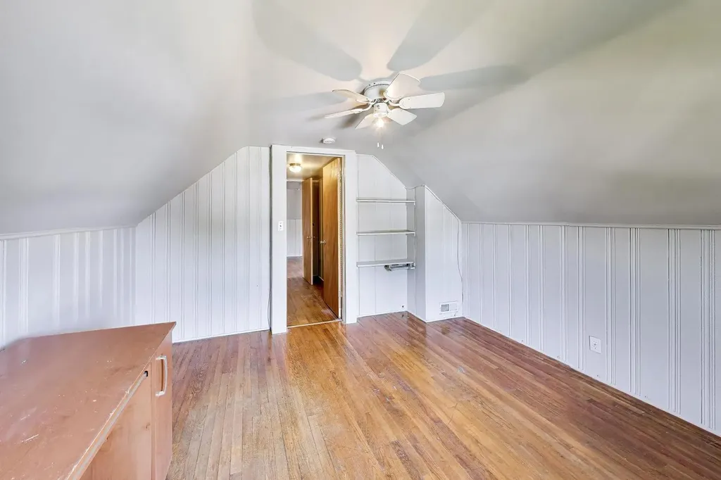 3844 North Pacific Avenue Chicago IL 60634