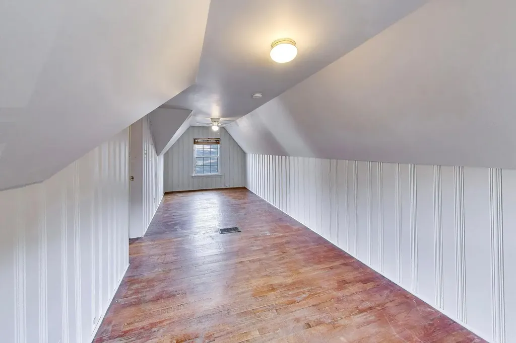 3844 North Pacific Avenue Chicago IL 60634