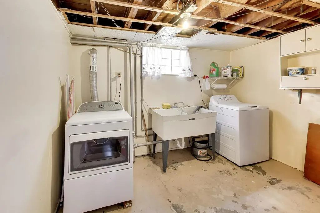 3844 North Pacific Avenue Chicago IL 60634
