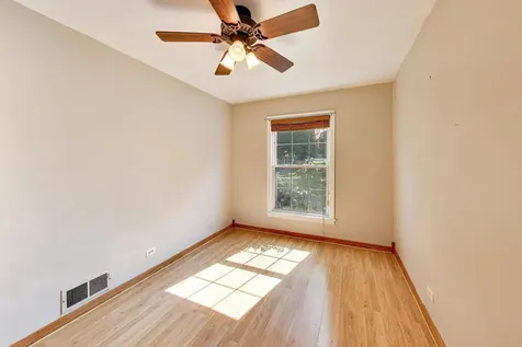 3844 North Pacific Avenue Chicago IL 60634