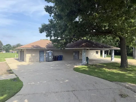 218 Southern Terrace Island Lake IL 60042