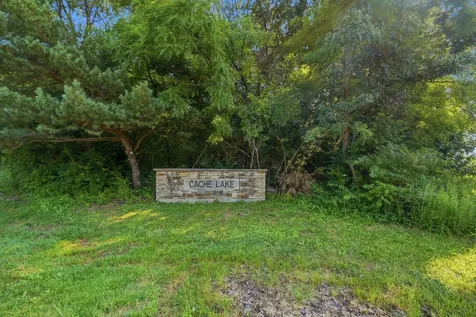 1365 Gordon Lane Lemont IL 60439