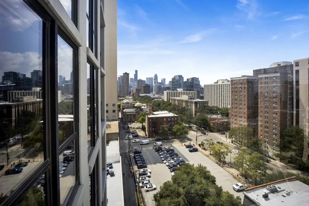 1122 North Clark Street Chicago IL 60610